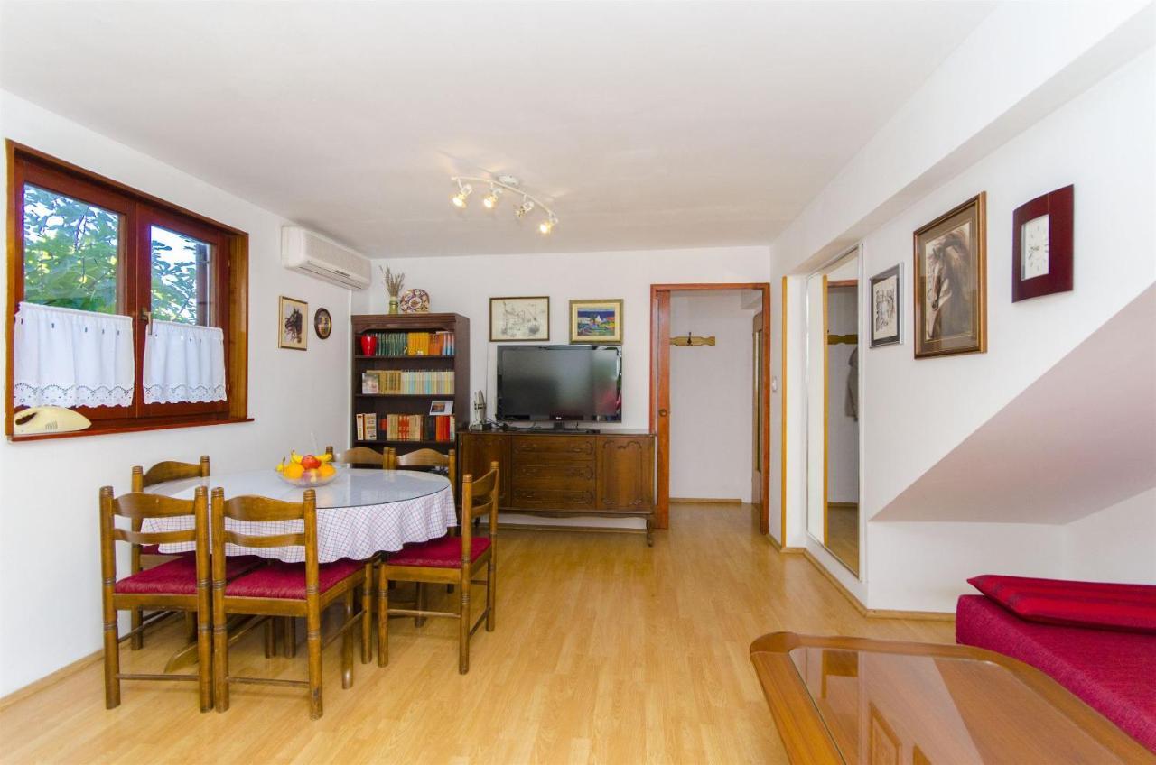 Apartments Dragica Slatine Buitenkant foto